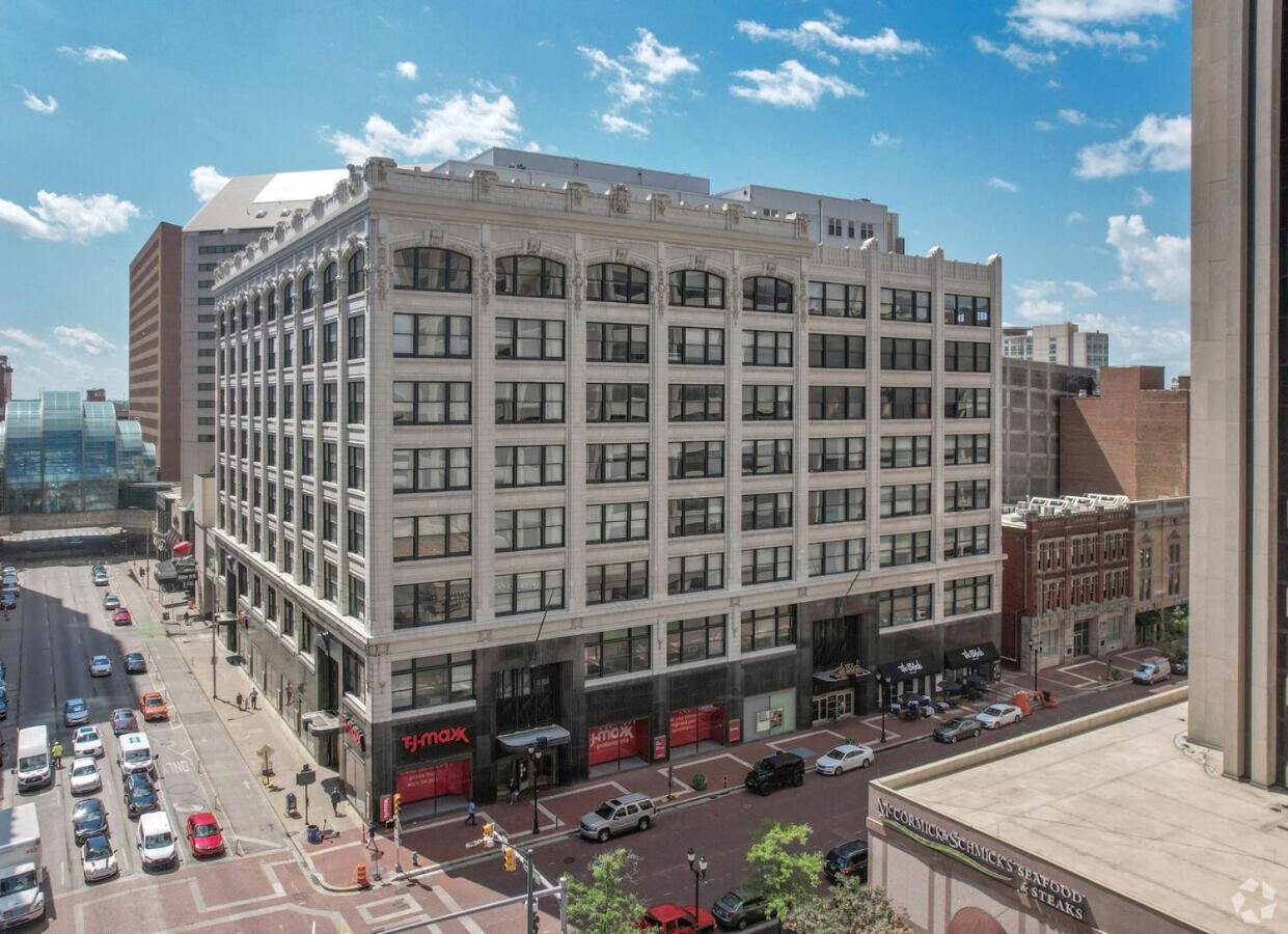 Downtown Queen - Free Parking- Conv Center Skywalk#5 Apartment Indianapolis